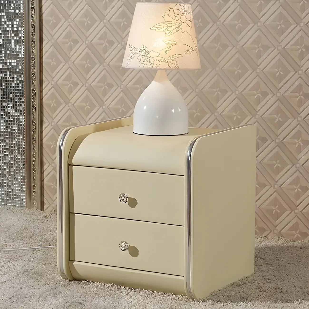 Table de chevet noire luxueuse en bois et cuir brillant, avec 2 tiroirs