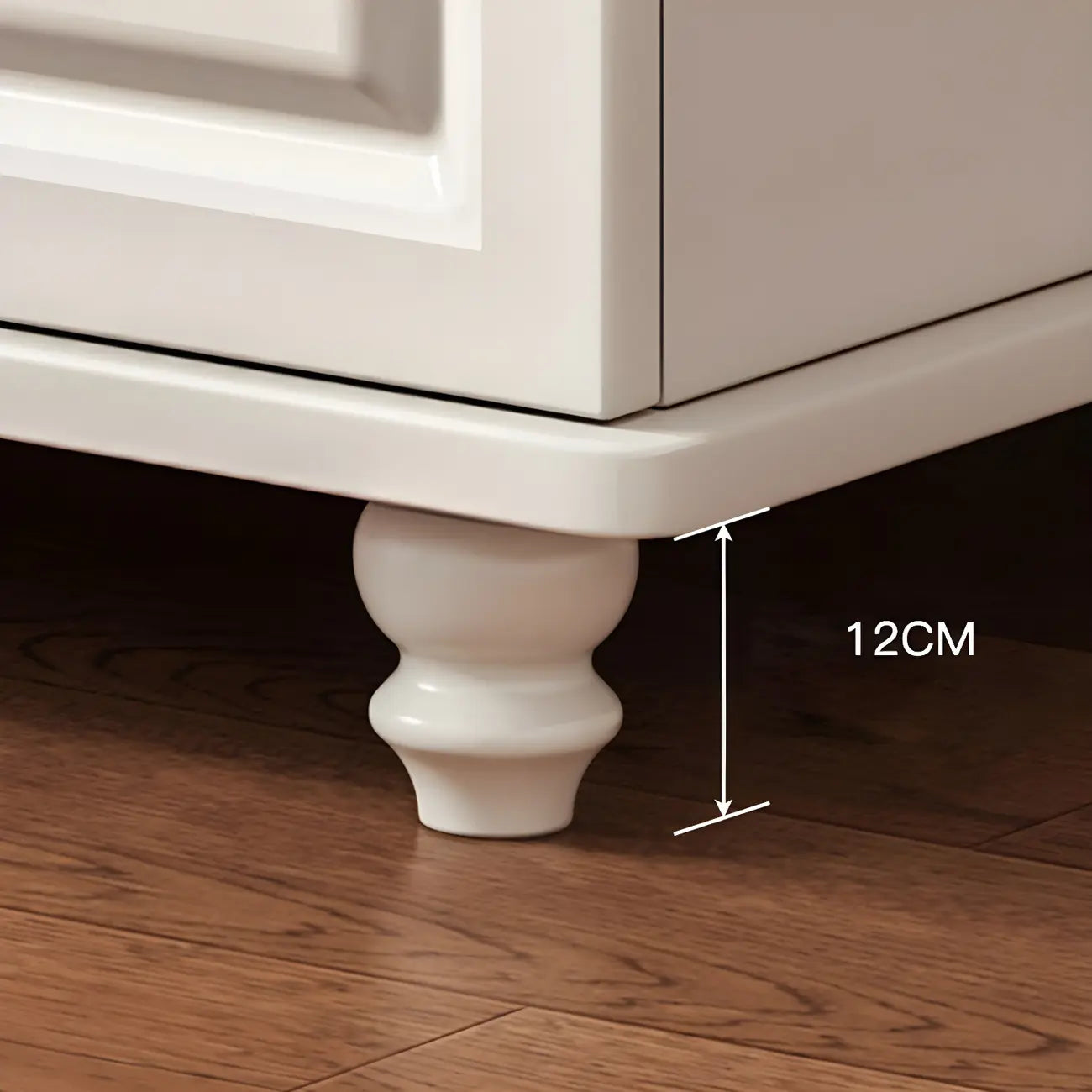 Commode combinée en bois blanc-brun et métal, style classique