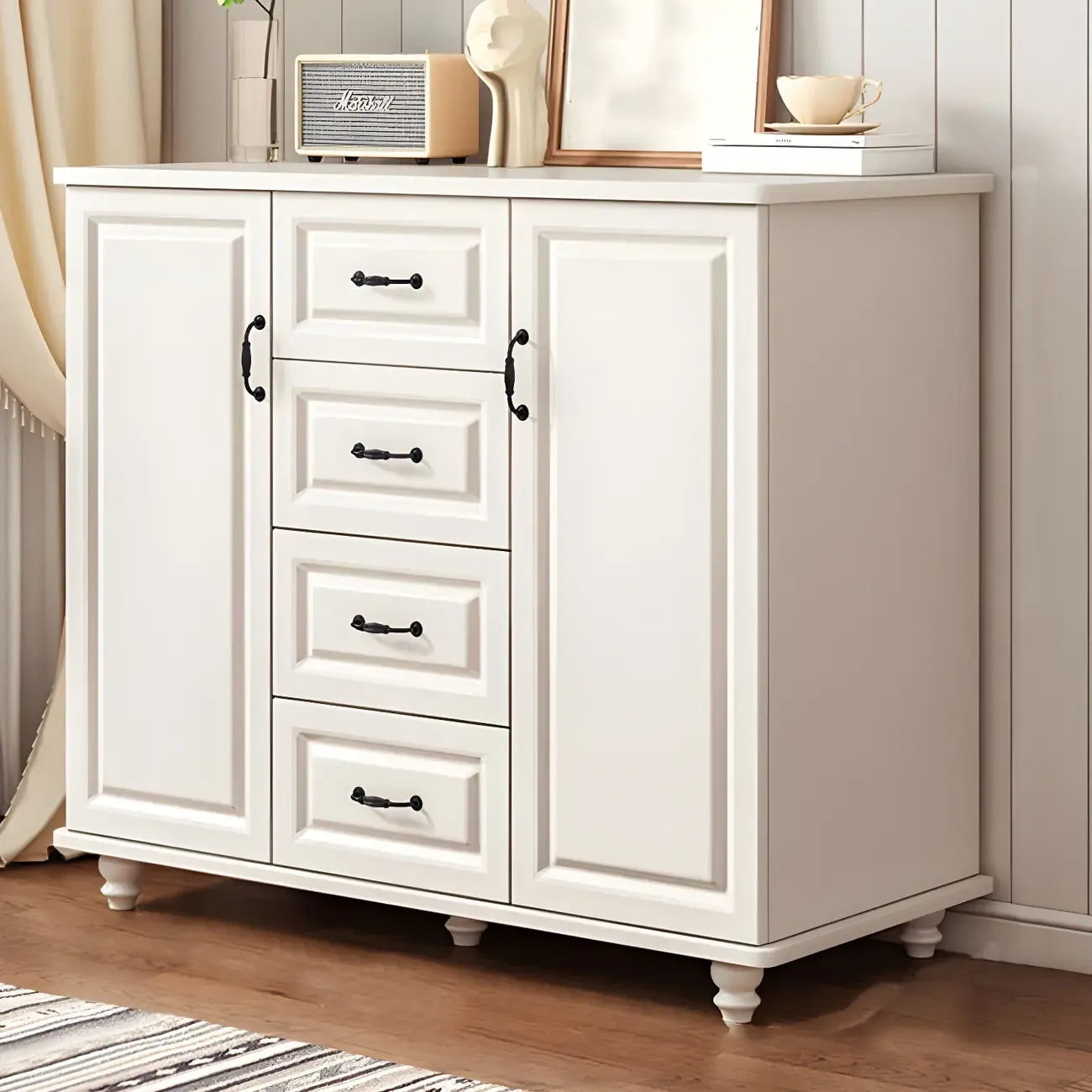 Commode combinée en bois blanc-brun et métal, style classique