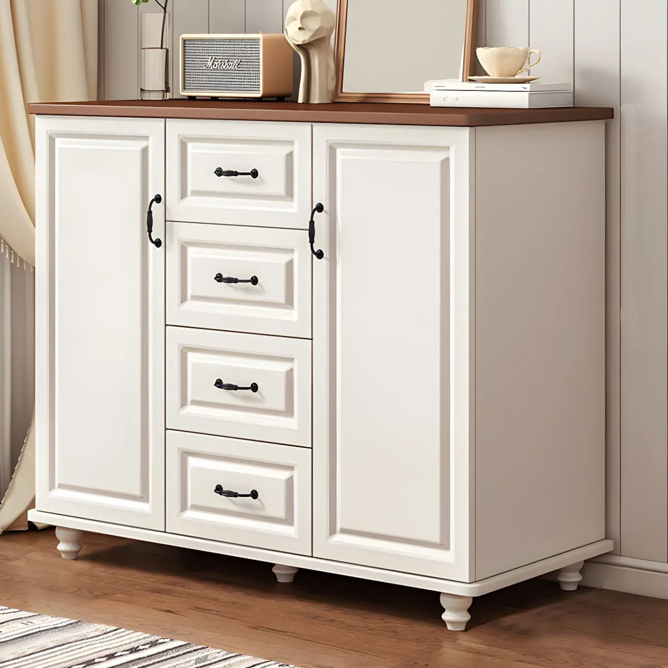Commode combinée en bois blanc-brun et métal, style classique