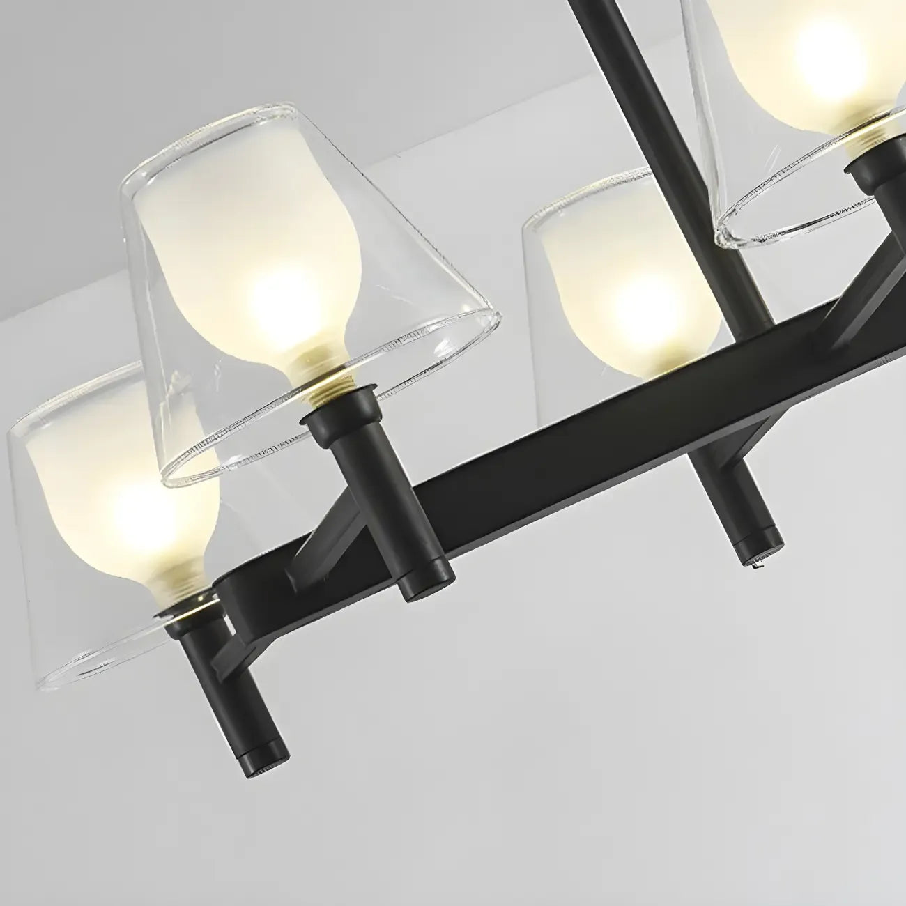 Grand luminaire suspendu de cuisine moderne en verre en forme de cône