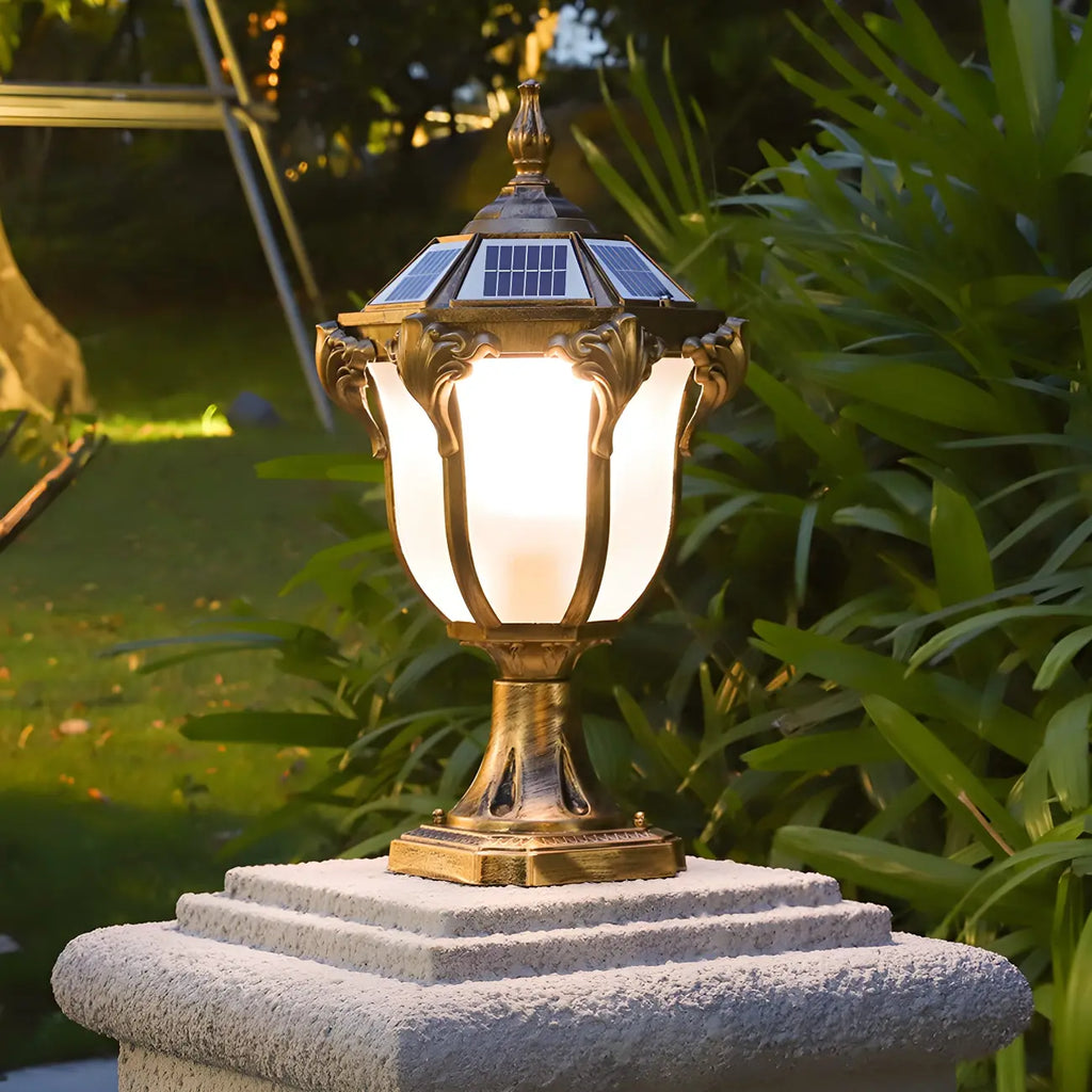 Luci Nere Solari Esterne a Palo in Metallo Vintage