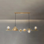 Îlot de cuisine moderne avec lustre globe en verre doré