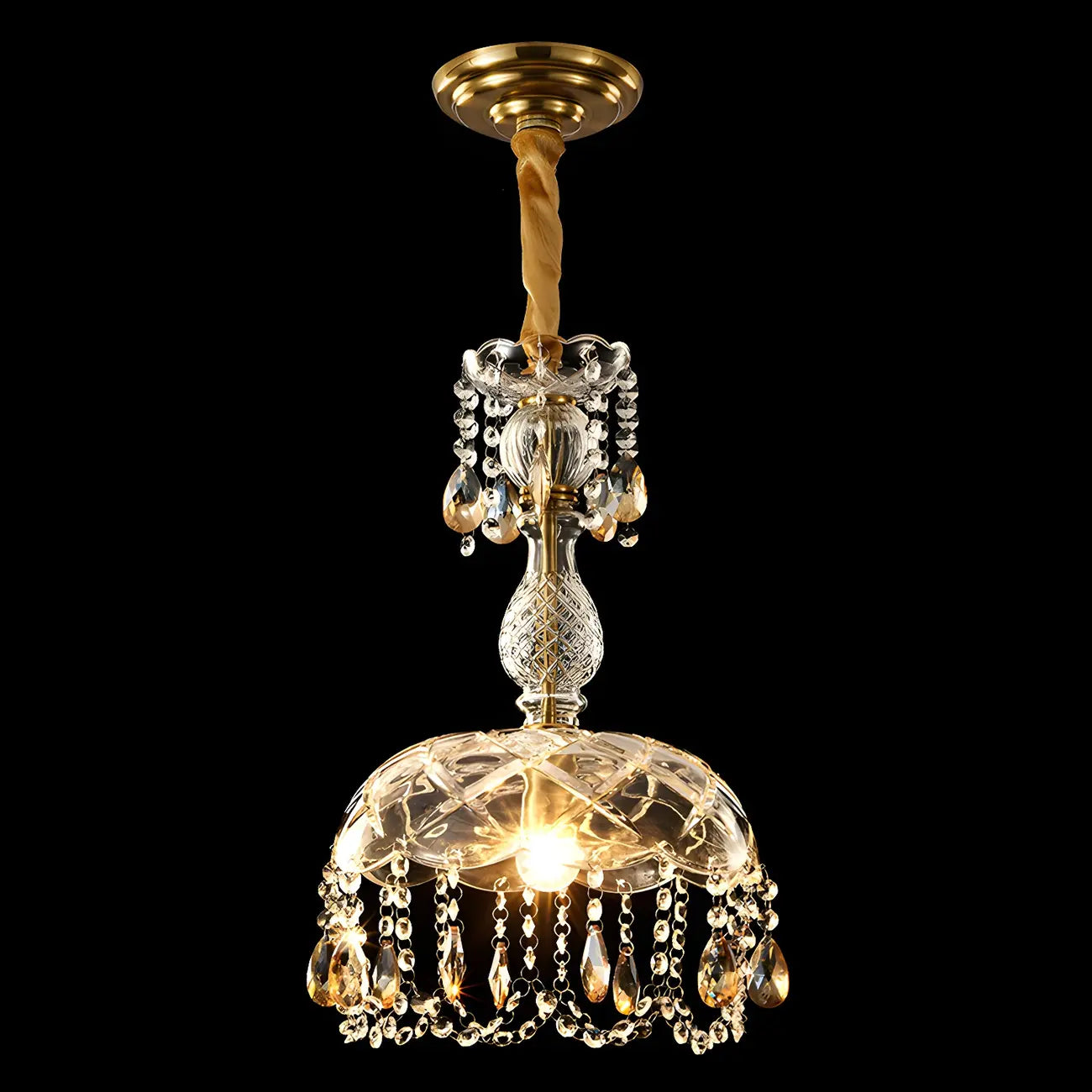 Suspension de luxe en cristal clair sous dôme, hauteur réglable.