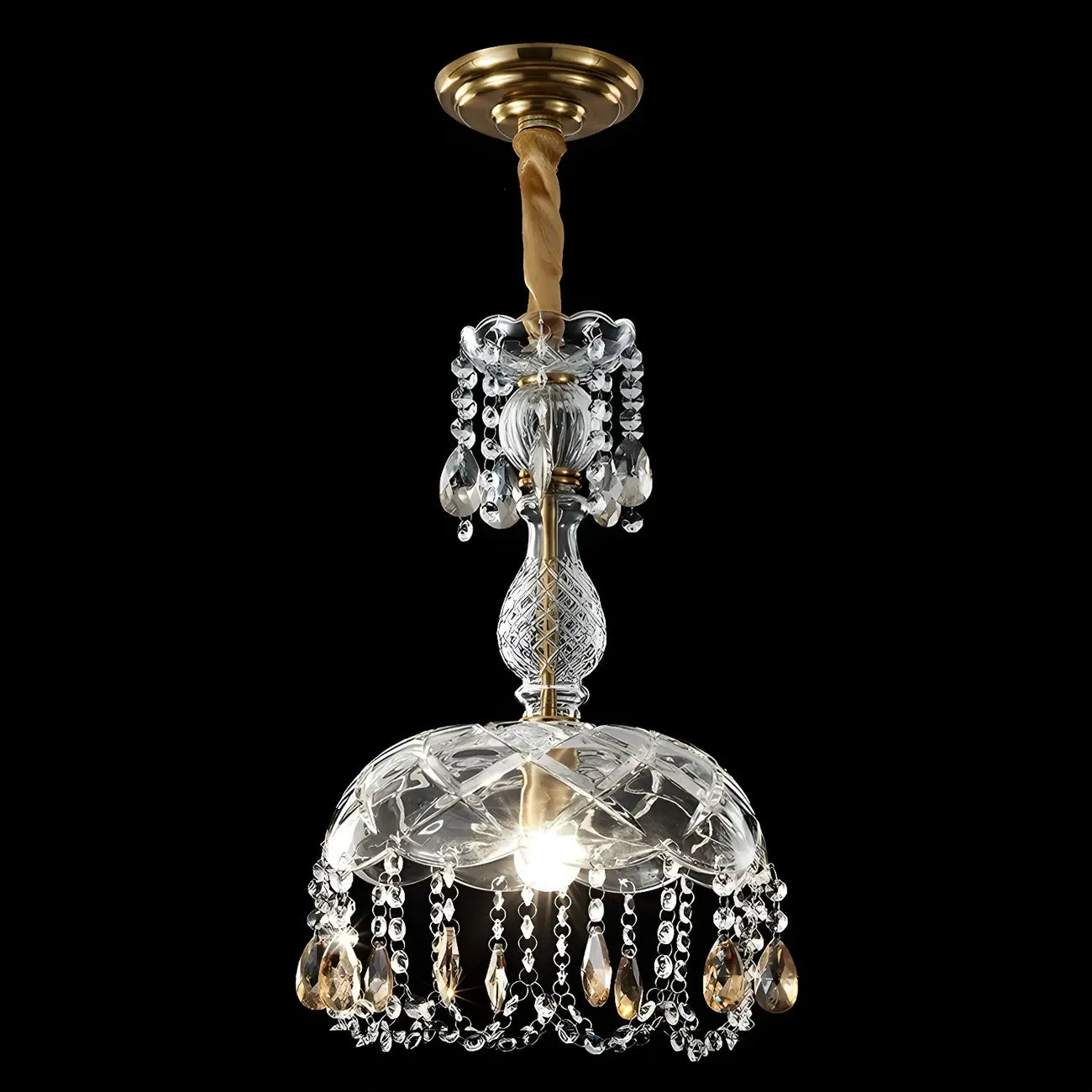 Suspension de luxe en cristal clair sous dôme, hauteur réglable.