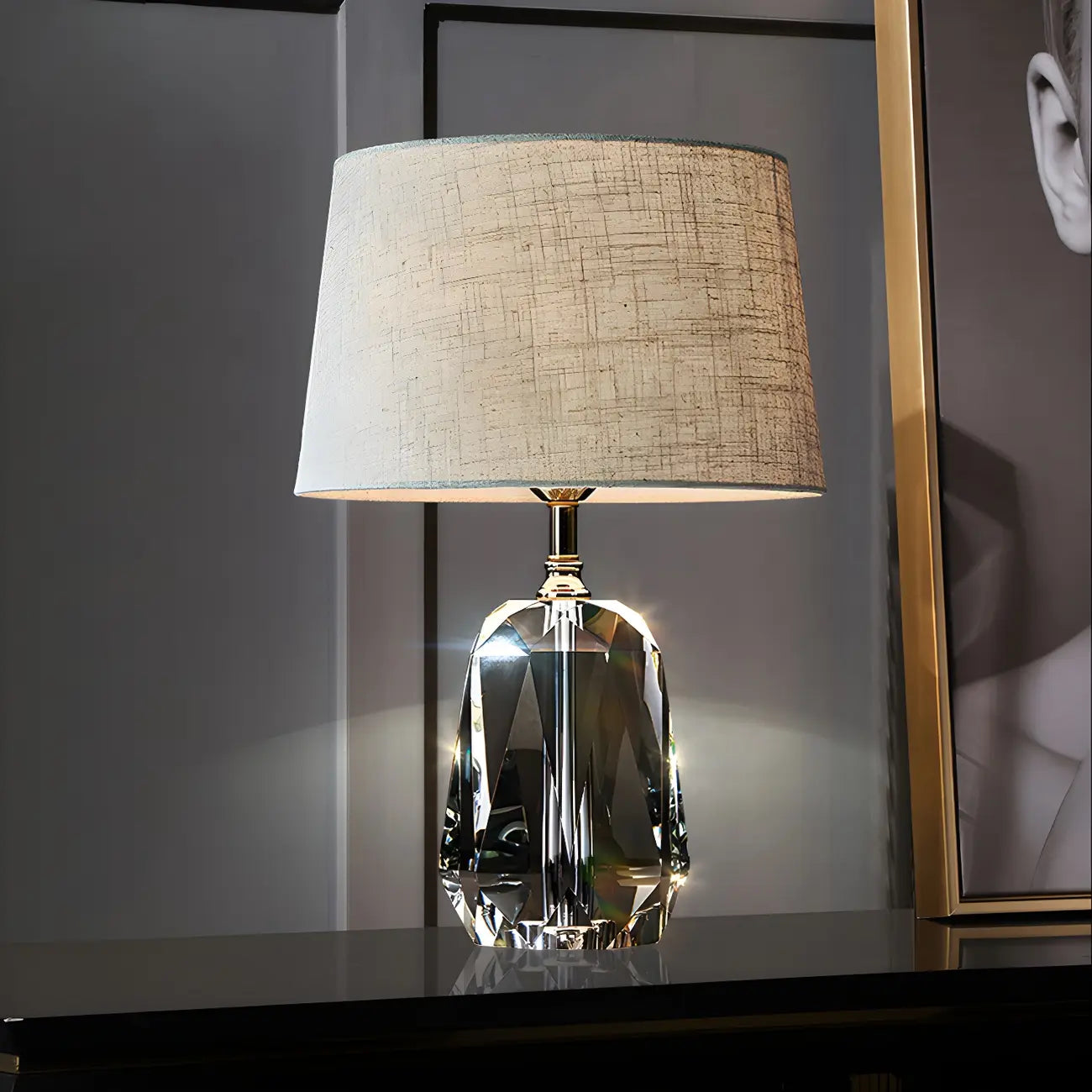 Lampe de table élégante à pied cylindrique en cristal et abat-jour en lin