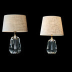 Lampe de table élégante à pied cylindrique en cristal et abat-jour en lin