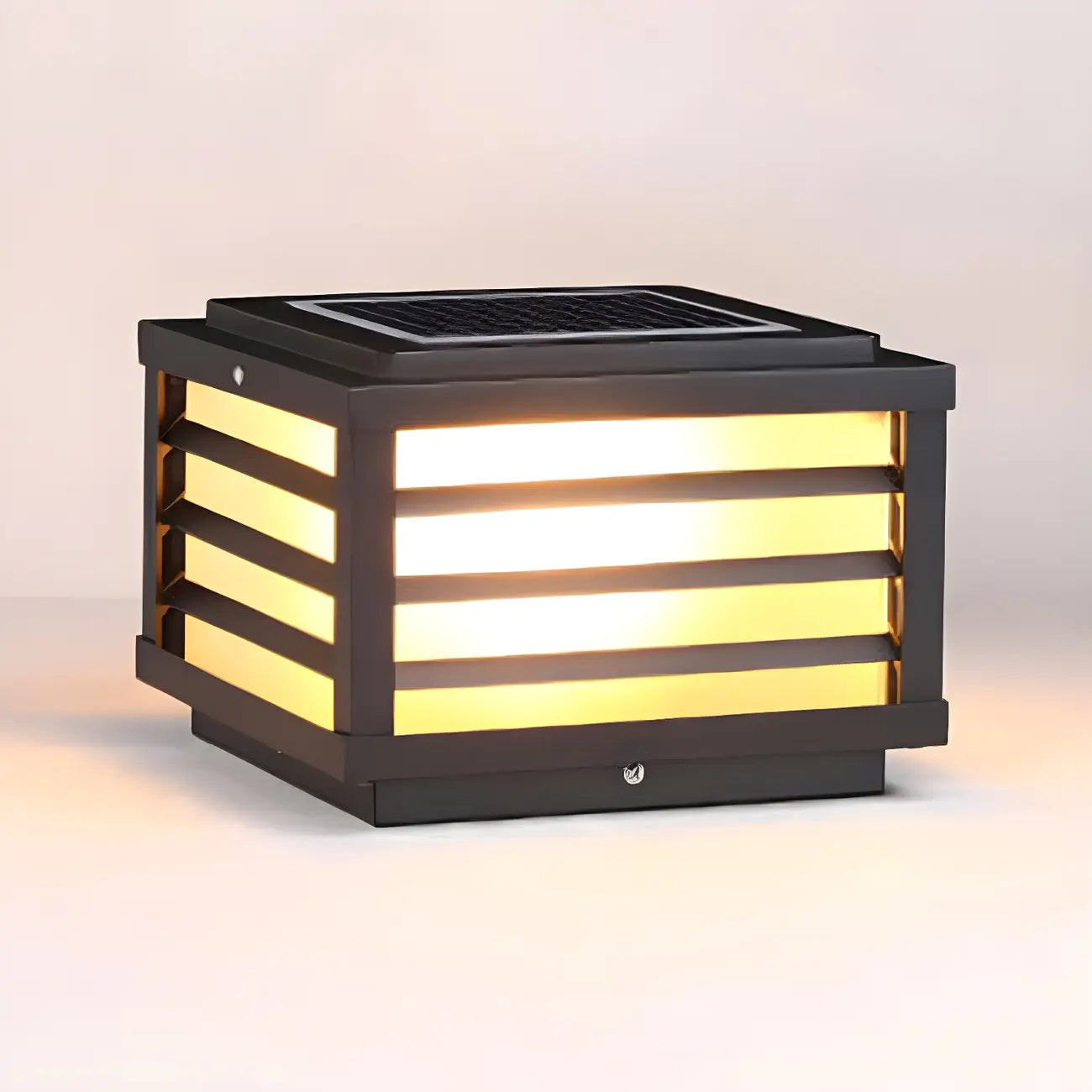 Lampes solaires LED rectangulaires noires pour poteaux extérieurs