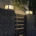 Lampes solaires LED rectangulaires noires pour poteaux extérieurs