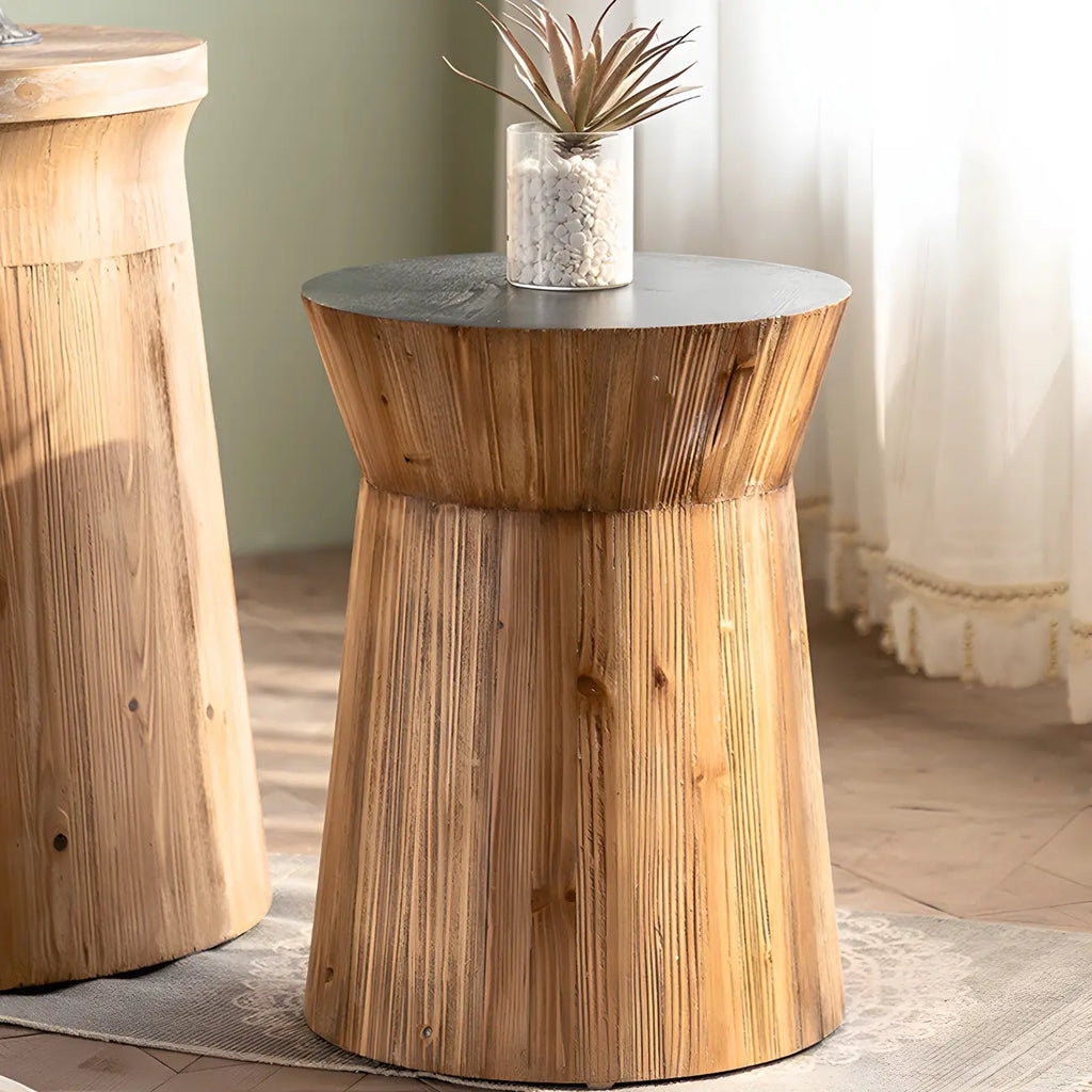 Table d'appoint ronde rustique en bois avec finition naturelle