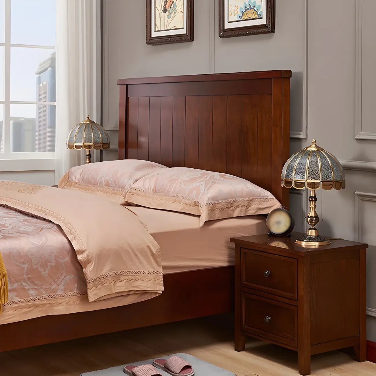 Lampada da tavolo vintage di lusso a forma di cupola in ottone e vetro
