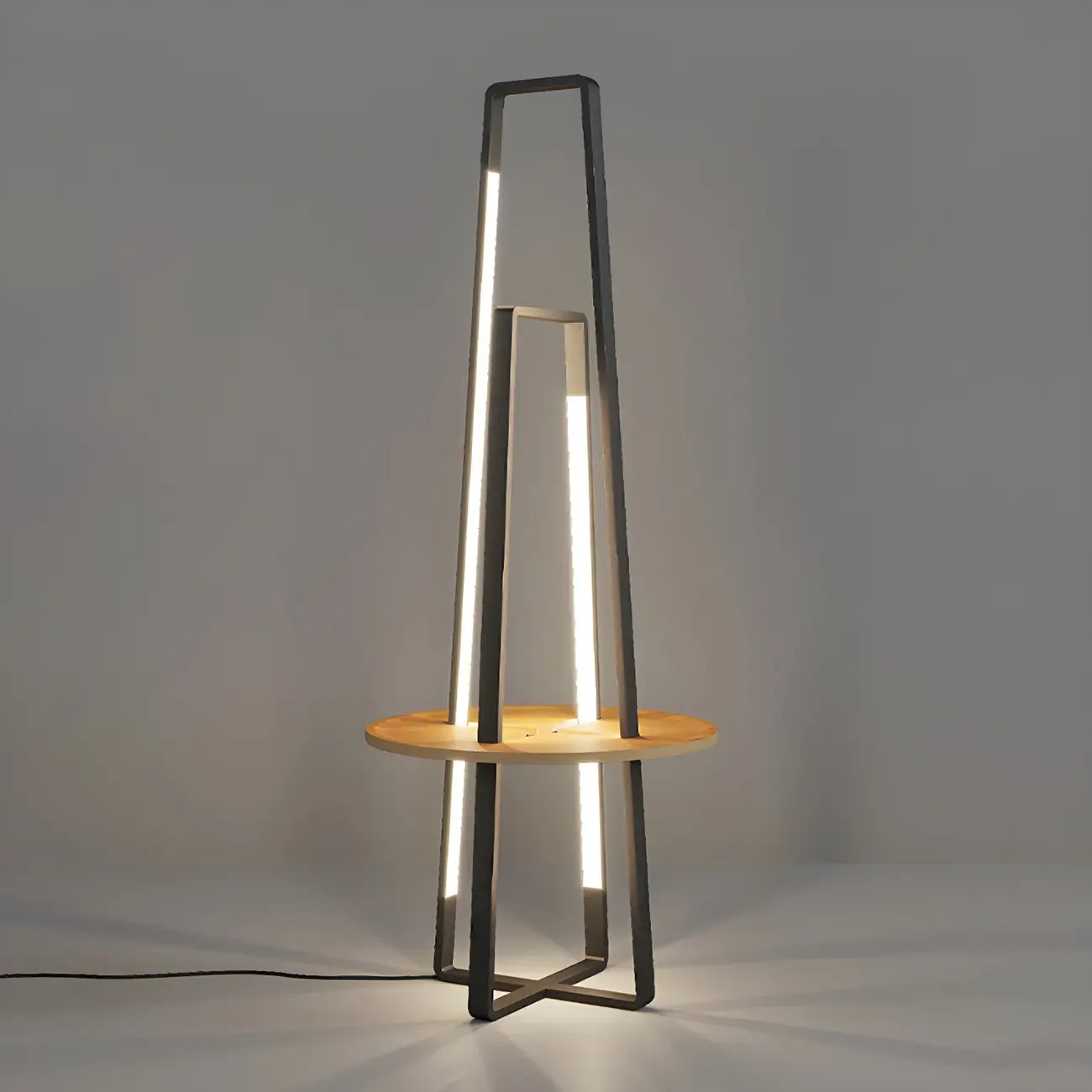 Lampadaire linéaire LED noir 63 avec étagère pour salon