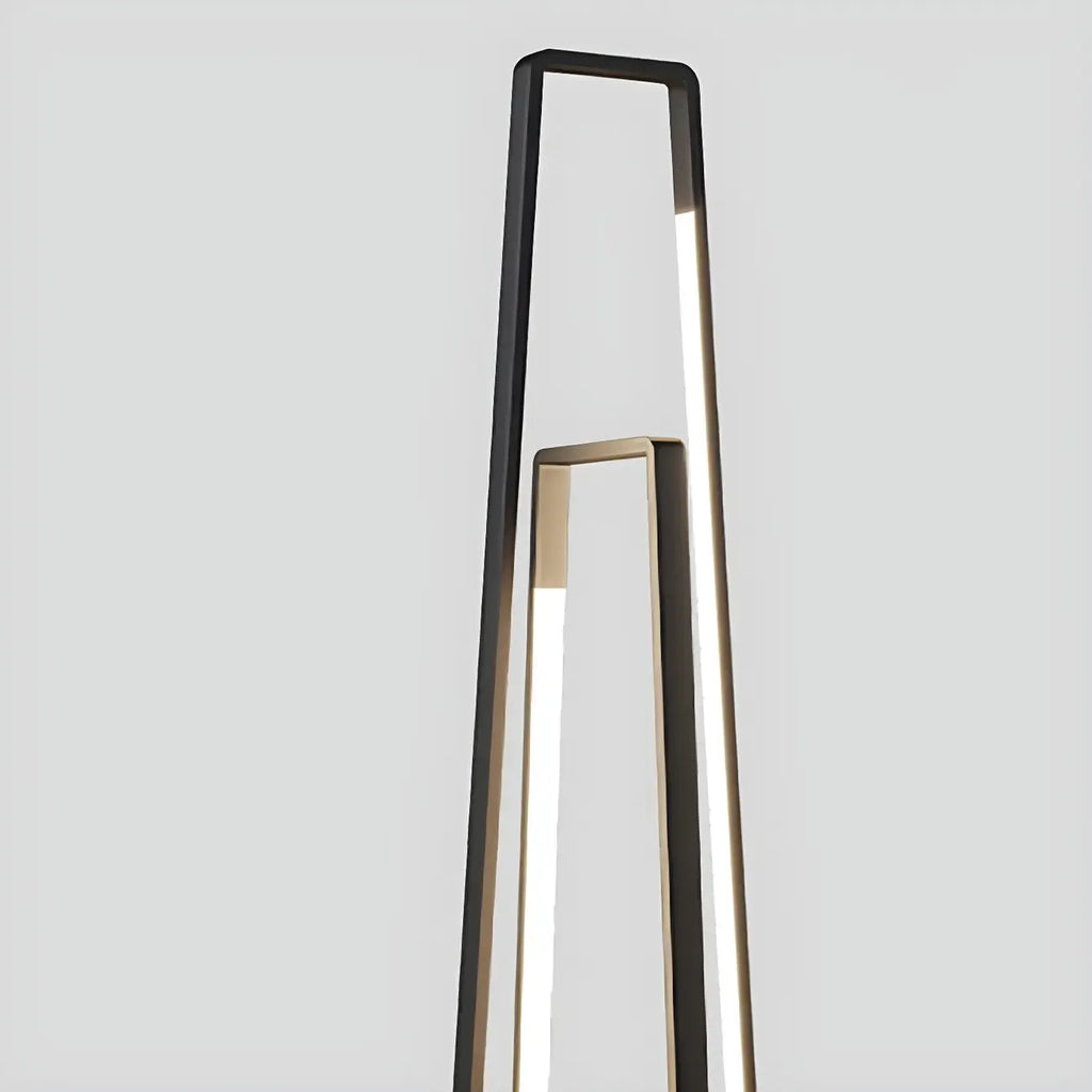 Lampadaire linéaire LED noir 63 avec étagère pour salon