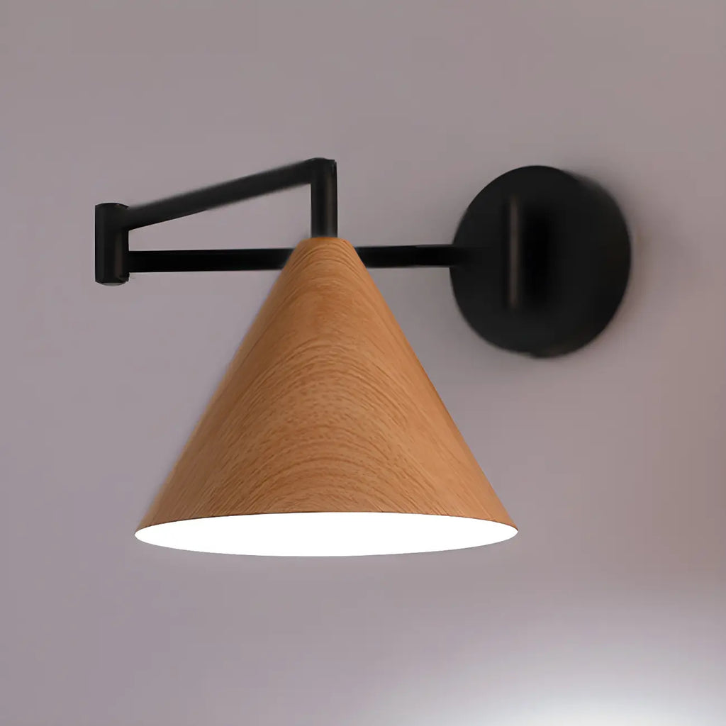 Applique murale à bras articulé en métal noir avec abat-jour en bois