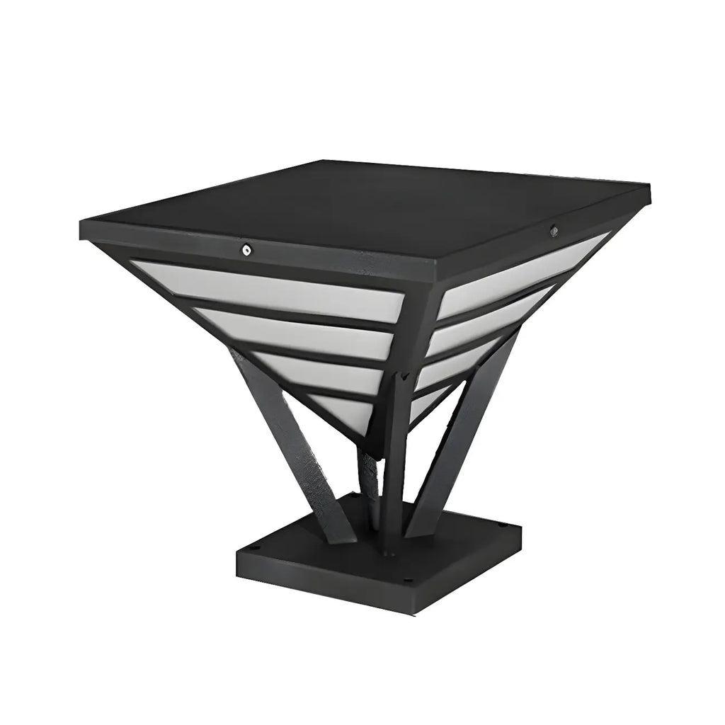 Lampes solaires extérieures pyramidales à support en métal noir