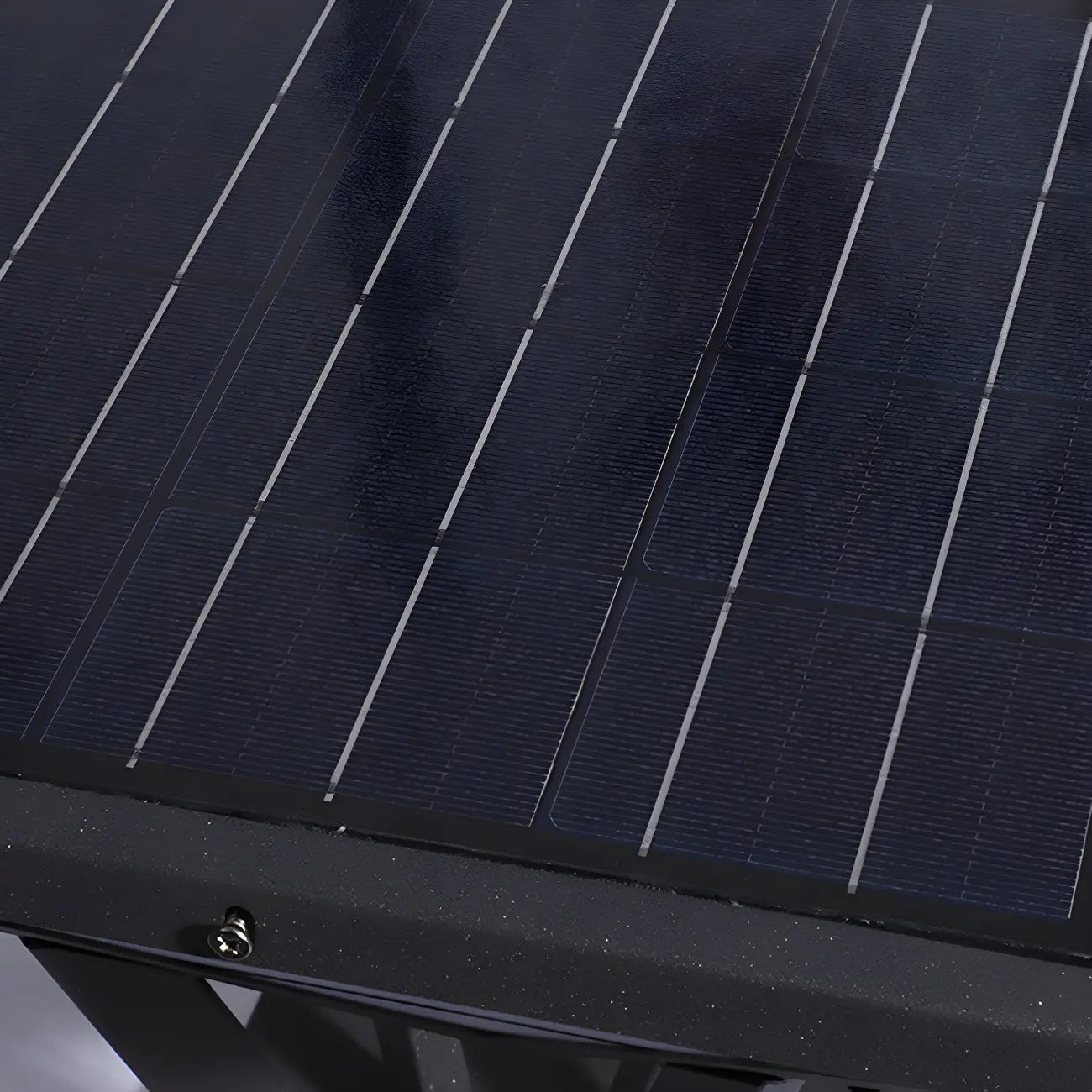 Lampes solaires extérieures pyramidales à support en métal noir