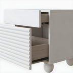 Table de chevet rectangulaire Princesse en bois blanc avec 2 tiroirs