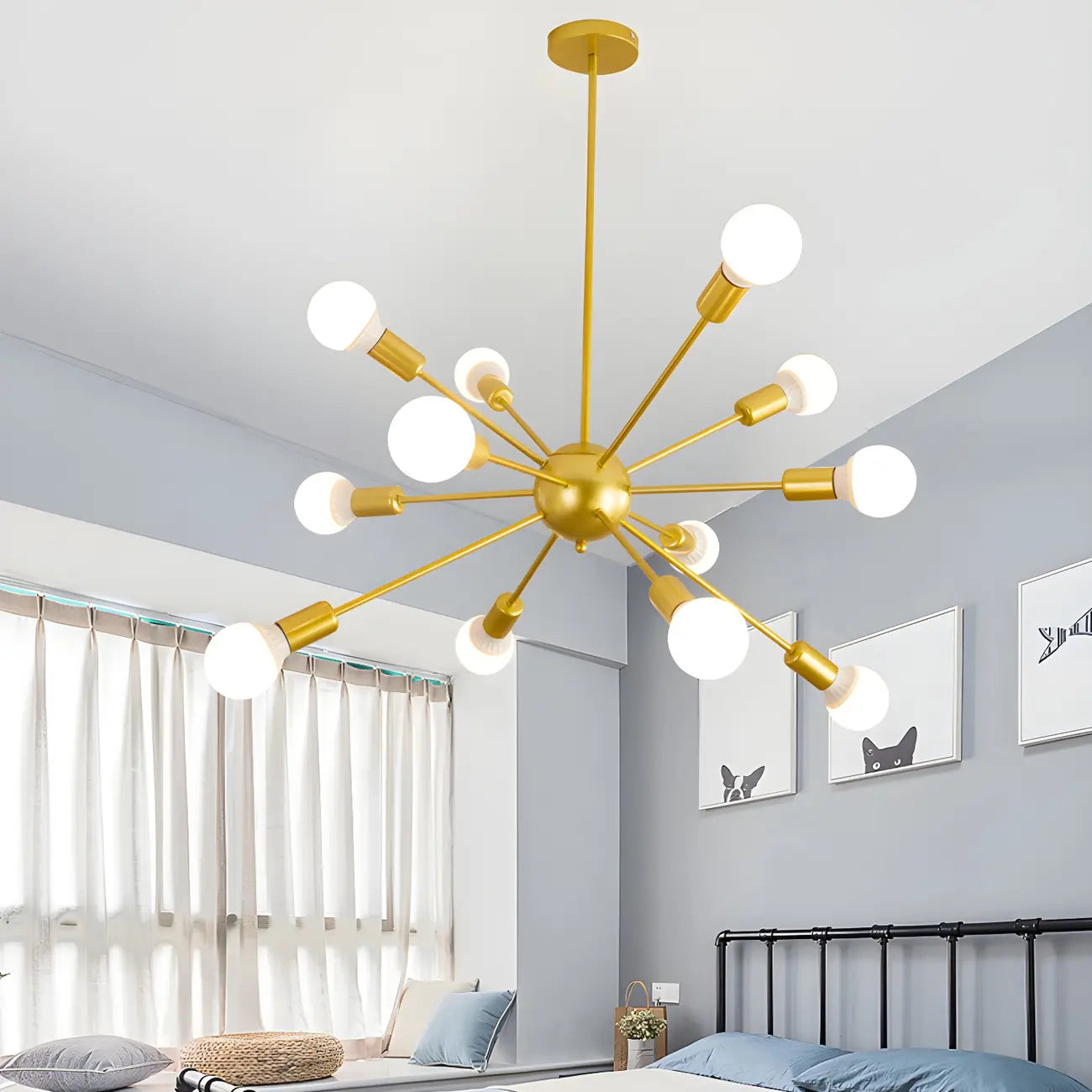 Lustre Sputnik moderne à globe doré et LED