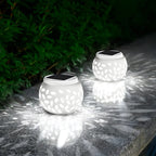 Lampes solaires décoratives creuses en céramique blanche pour poteaux d'extérieur