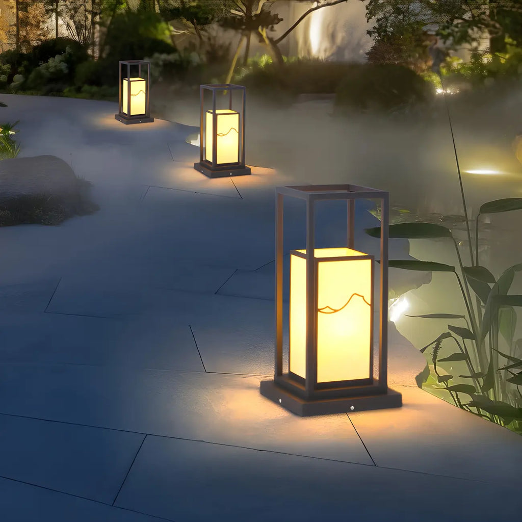 Lampe de poteau géométrique en métal noir et verre
