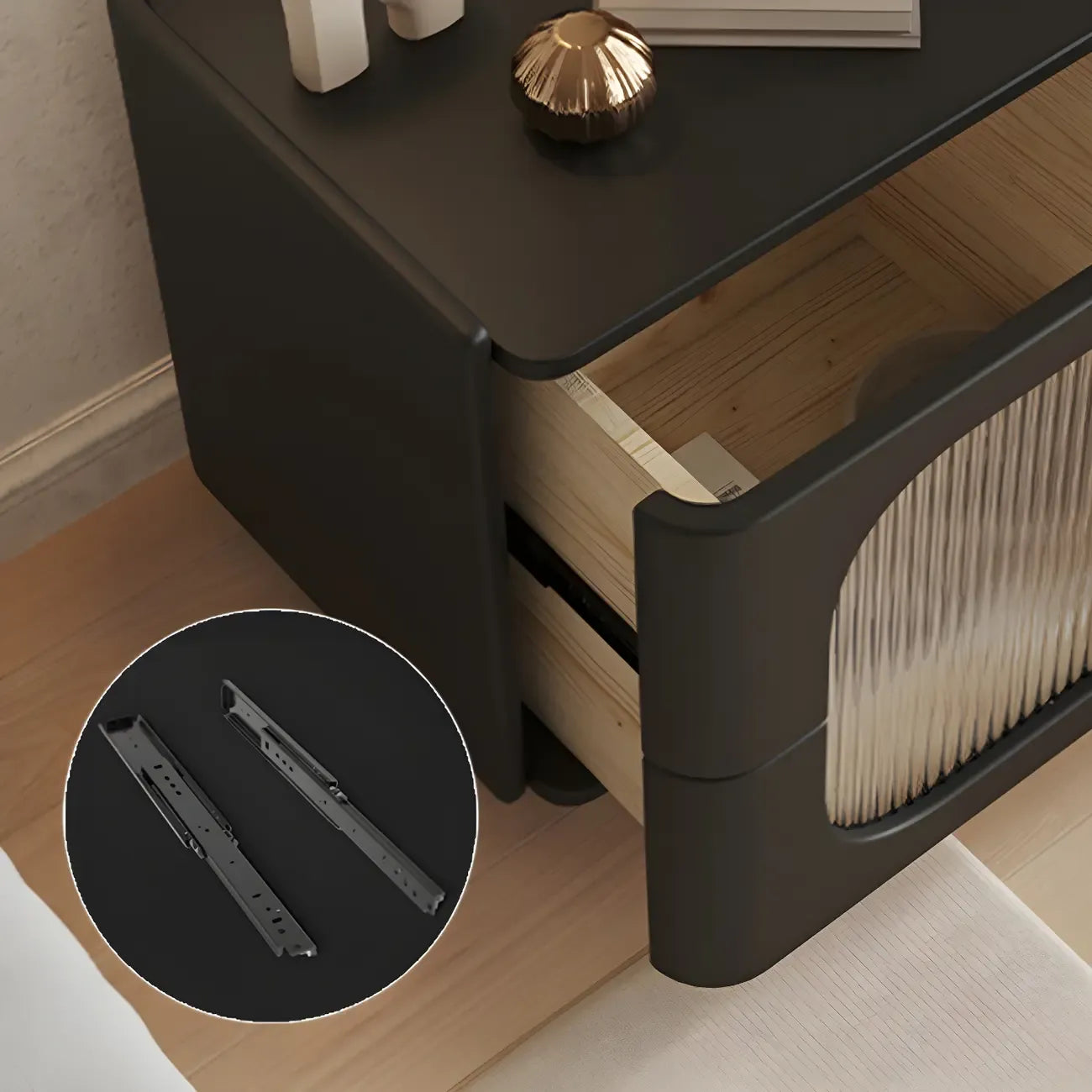 Table de chevet minimaliste en bois massif et verre cubique noir