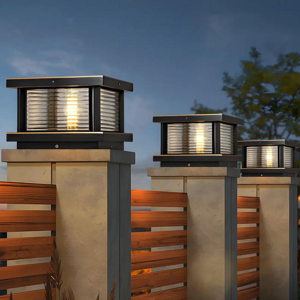 Lampe de poteau carrée moderne en métal et verre avec fil électrique