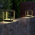 Lampe d'ambiance pour poteau en métal noir à cube ouvert