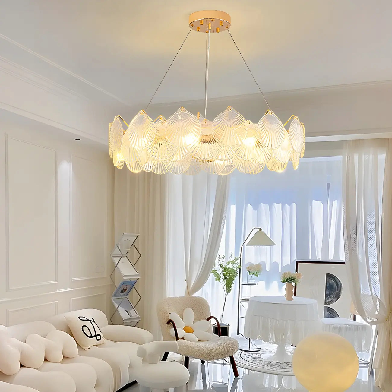 Lustre moderne en coquillage doré pour salon