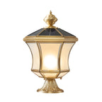 Lampadaires solaires d'extérieur classiques en laiton courbé
