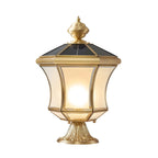 Lampadaires solaires d'extérieur classiques en laiton courbé