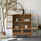 vaisselier classique en bois brun avec rangement