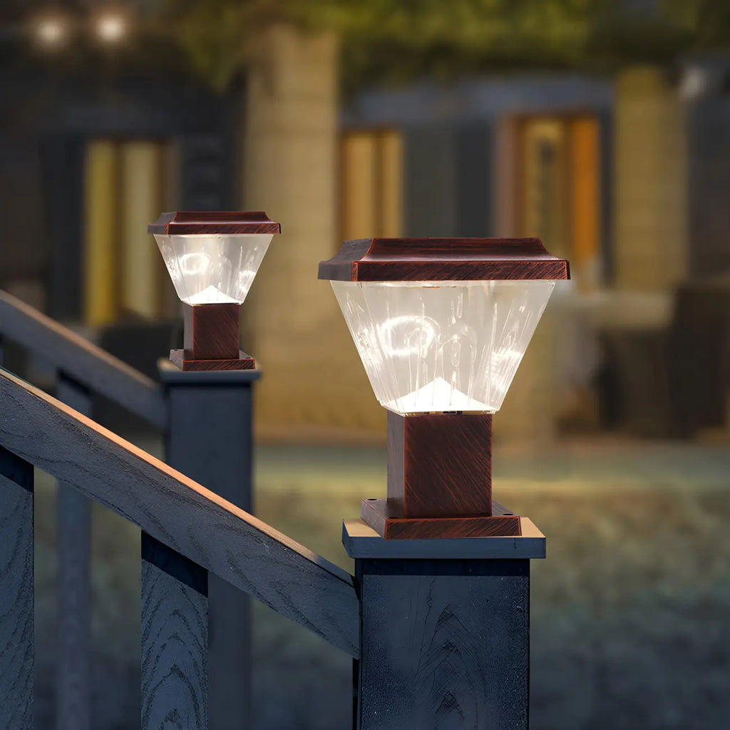 Lampadaires solaires pyramidaux modernes en acrylique bronze et bronze pour l'extérieur
