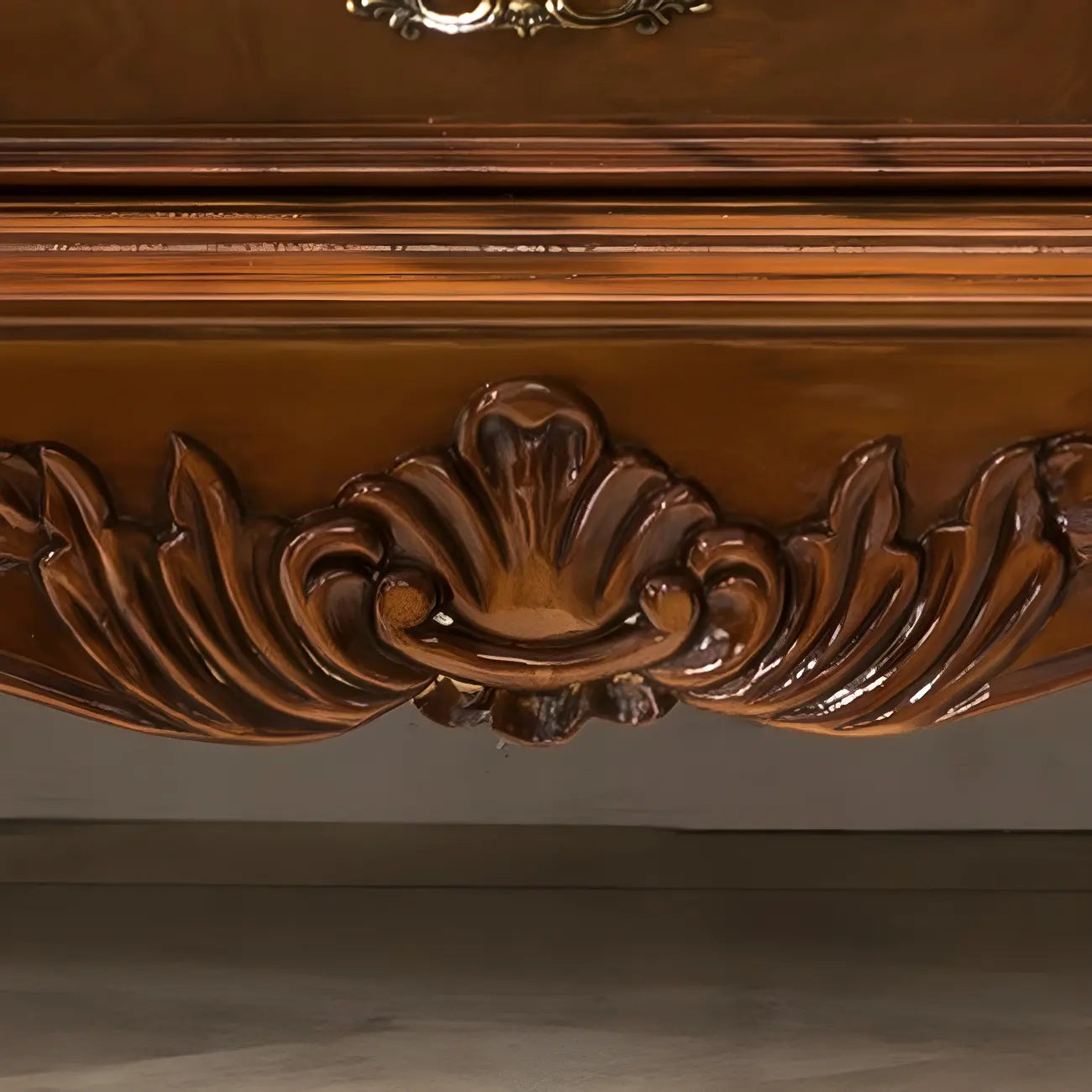 Vitrine classique en bois blanc avec porte en verre et tiroir