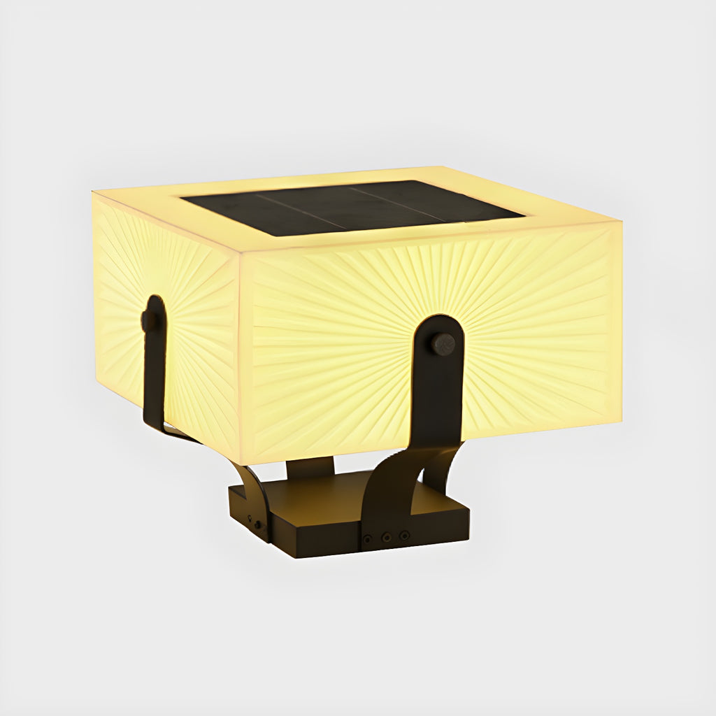 Applique murale élégante noire avec abat-jour cubique beige