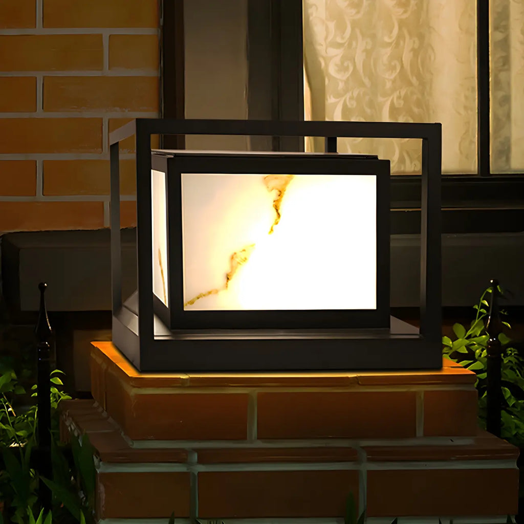Lampe de poteau cubique à cadre ouvert en métal noir