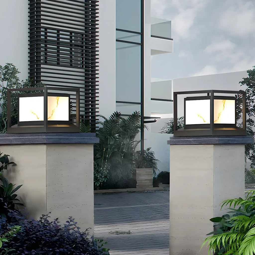 Lampe de poteau cubique à cadre ouvert en métal noir