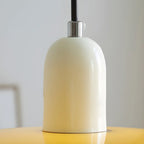 Suspension moderne avec abat-jour en verre coloré