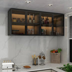 Vitrine de cuisine suspendue en bois gris avec porte vitrée