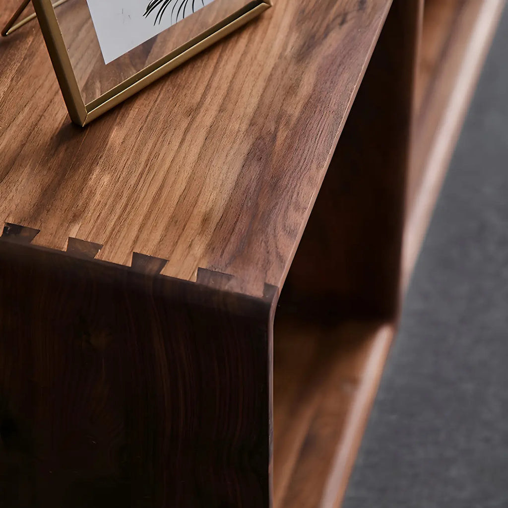Bibliothèque cubique à dos ouvert en bois brun de style moderne du milieu du siècle