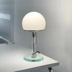 Lampe de table minimaliste en forme de dôme avec chaînette