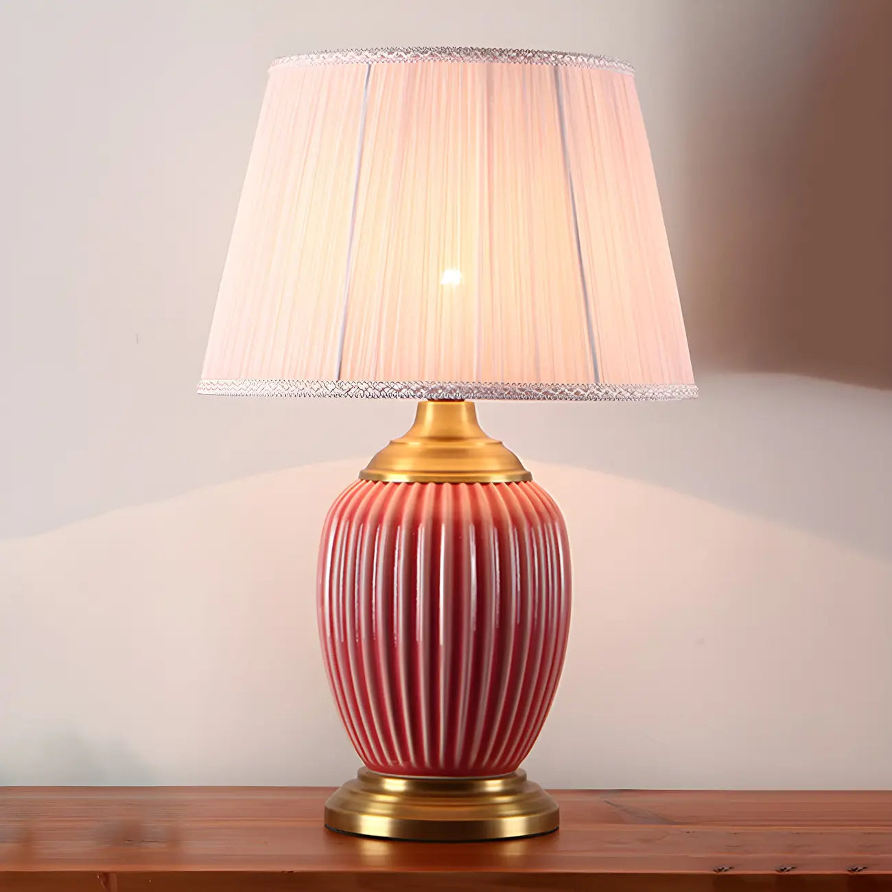 Lampe de table élégante en céramique avec abat-jour en tissu en forme de tonneau pour chambre à coucher
