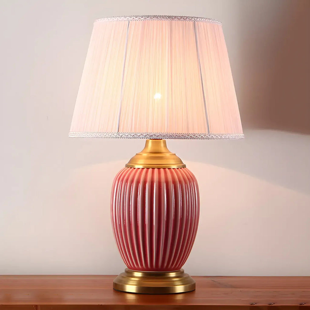 Lampe de table élégante en céramique avec abat-jour en tissu en forme de tonneau pour chambre à coucher