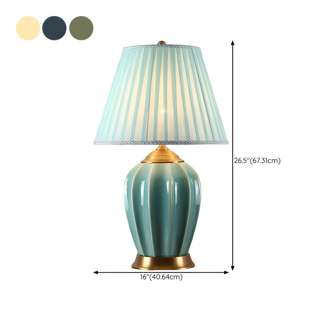 Lampe de table élégante en céramique avec abat-jour en tissu en forme de tonneau pour chambre à coucher