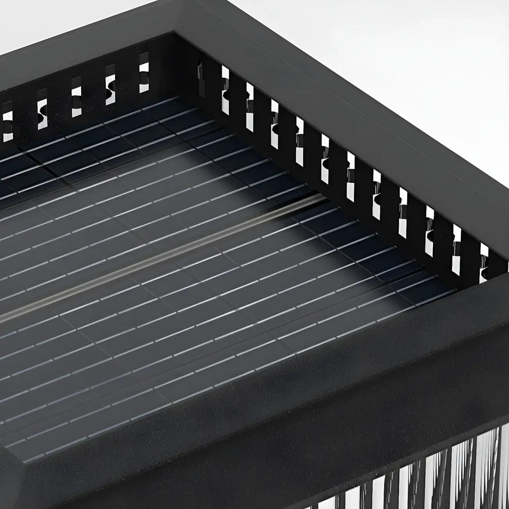 Lampadaires solaires extérieurs en métal noir creux