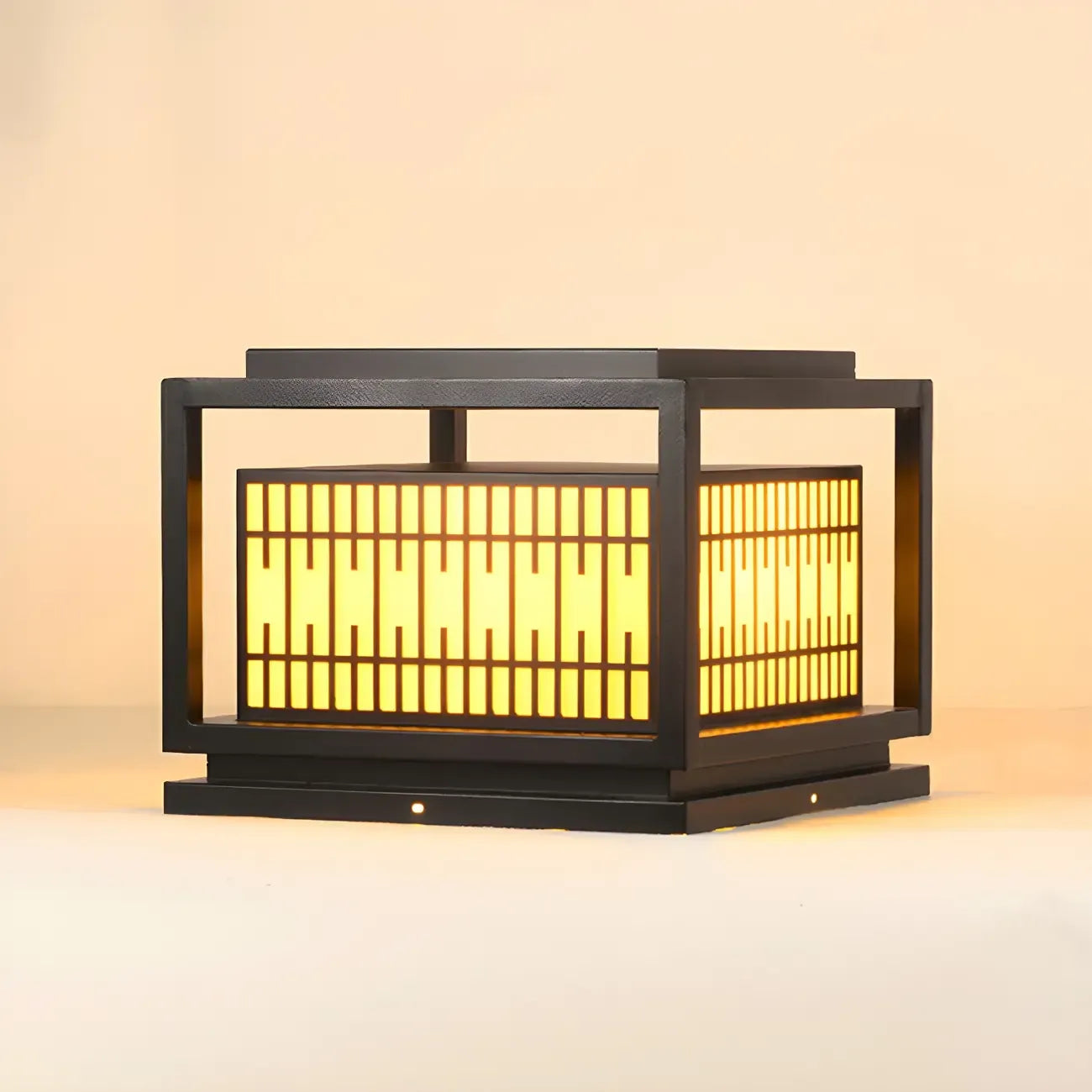 Lanterne rectangulaire en métal noir, design de poteau, embout lumineux