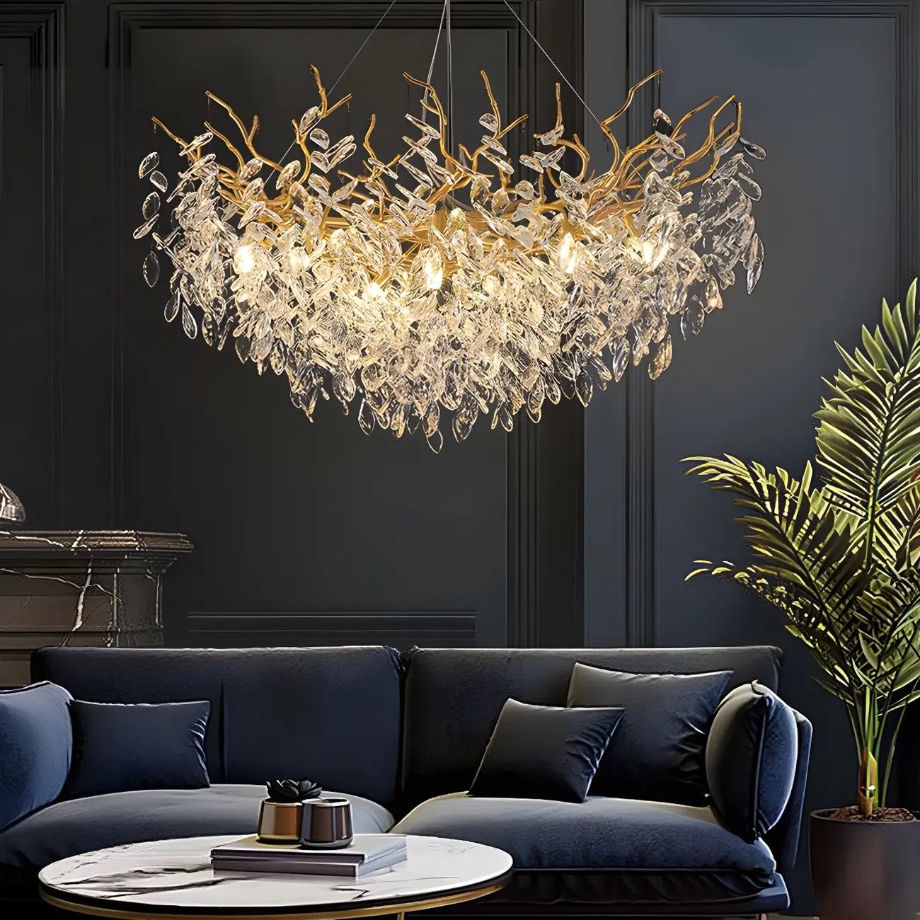 Lustre élégant en cristal doré à branches réglables en hauteur