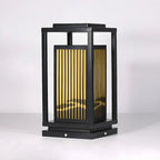 Lampe de poteau à rayures verticales en métal noir
