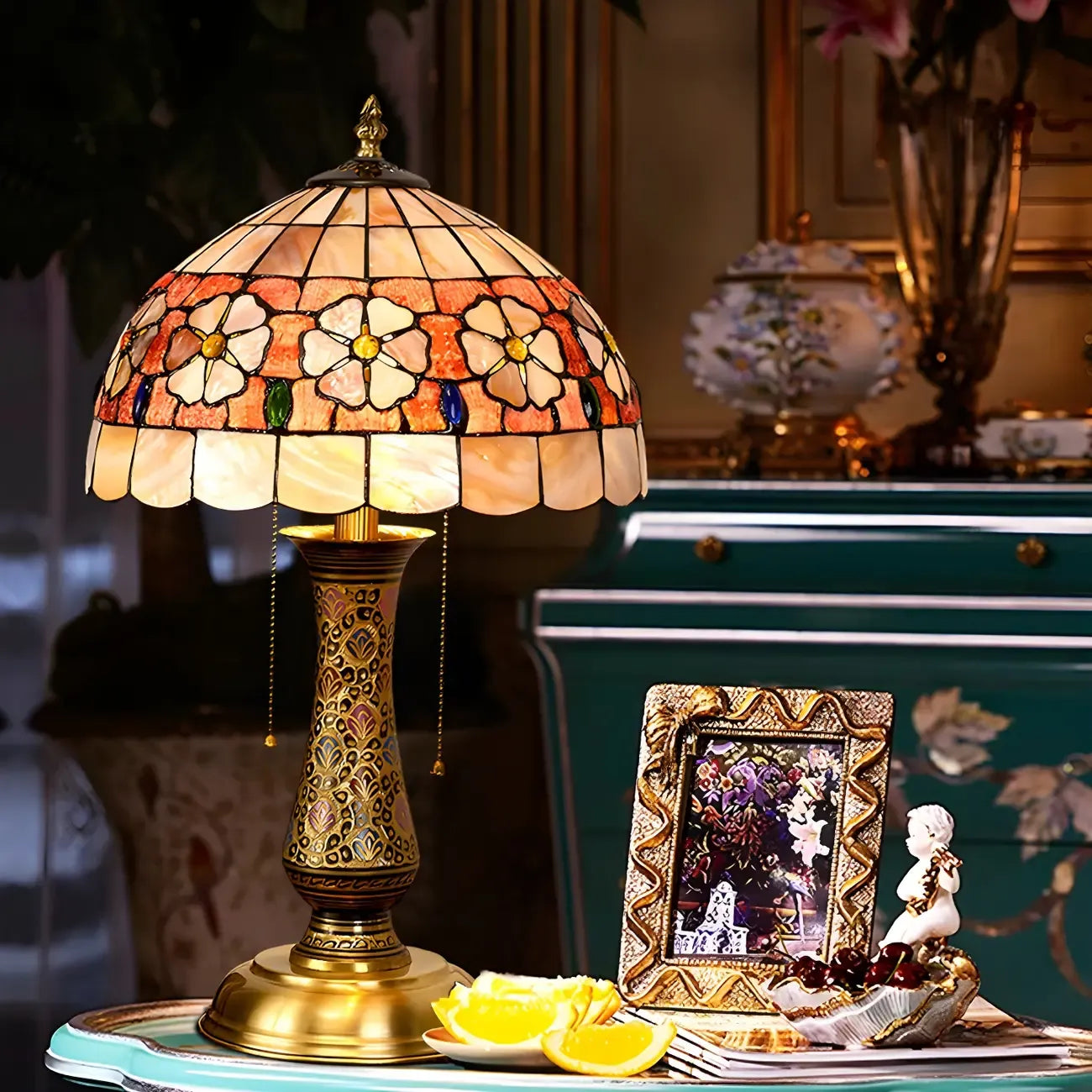 Lampada da tavolo a 2 luci a forma di cupola in vetro colorato ottone anticato
