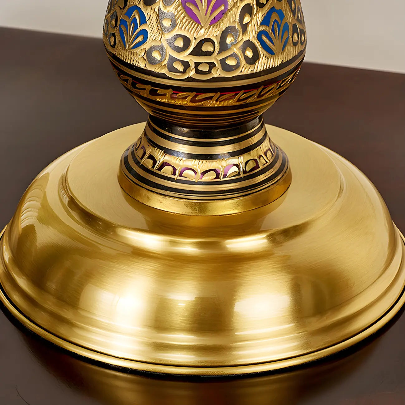 Lampada da tavolo a 2 luci a forma di cupola in vetro colorato ottone anticato