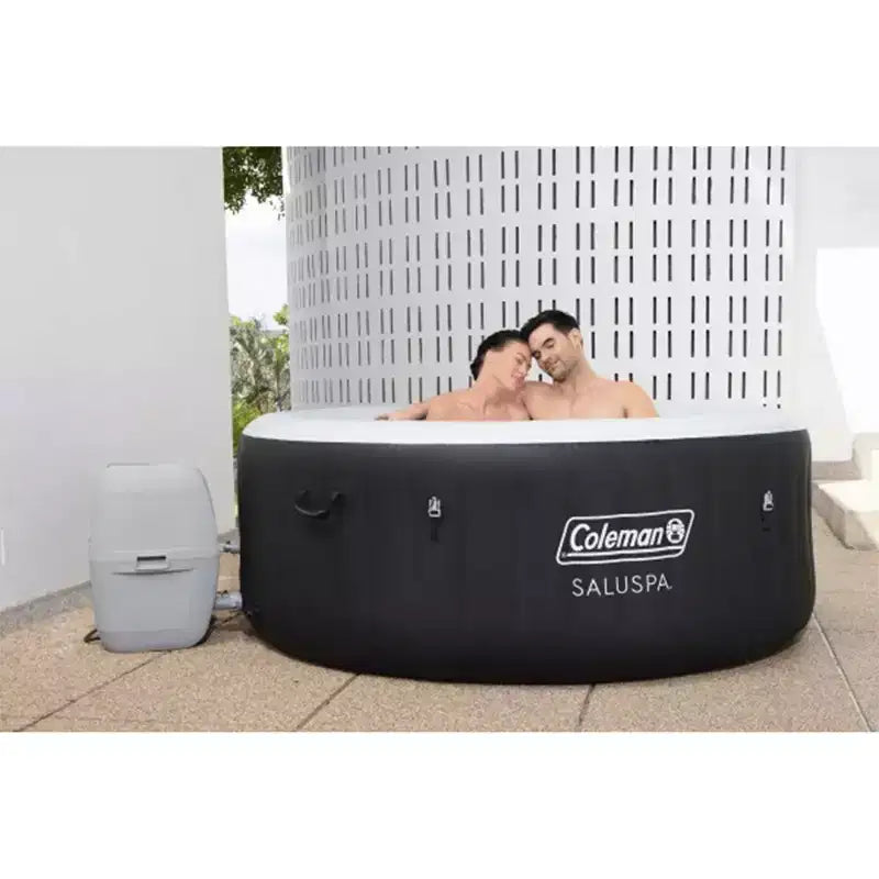 Spa rond gonflable portable d'extérieur Coleman 13804-BW SaluSpa pour 4 personnes avec jets d'air, pompe et 3 cartouches filtrantes de rechange, noir